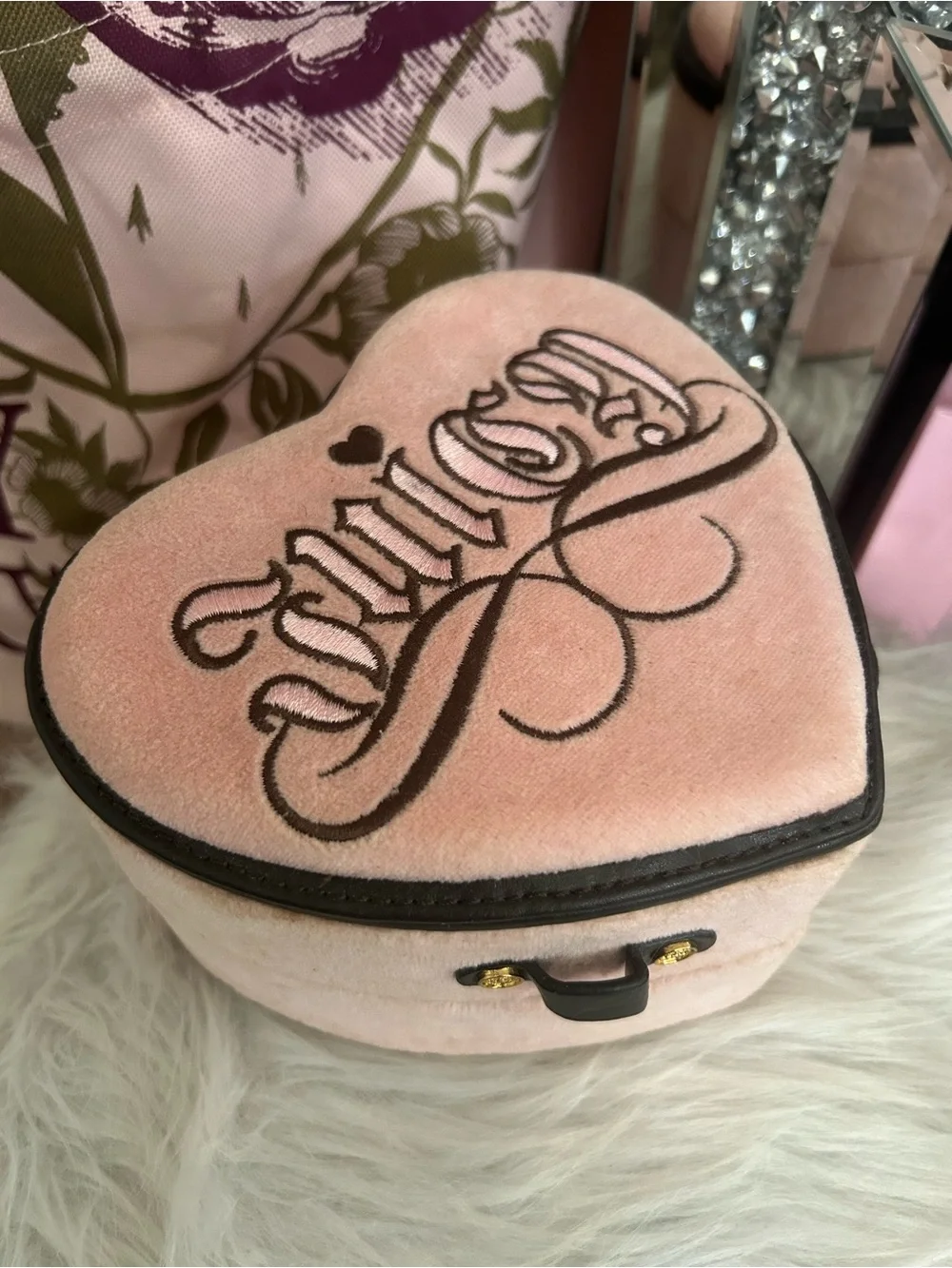 Rare Vintage Juicy Couture Pink Velour Heart Shaped Tiered Swivel Jewelry Box